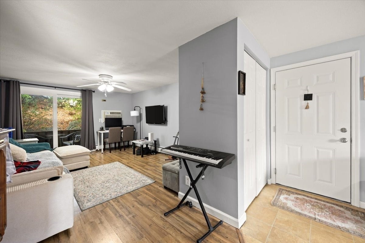 381 Old River Rd #4, Lincoln, RI Photo #11