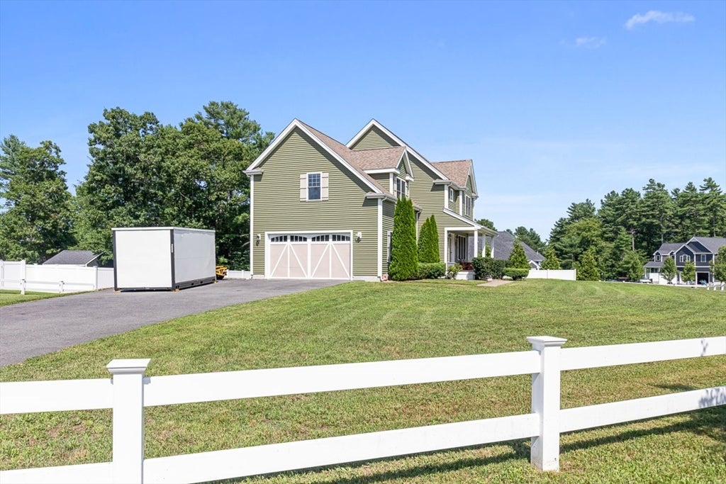 52 Waterford Cir