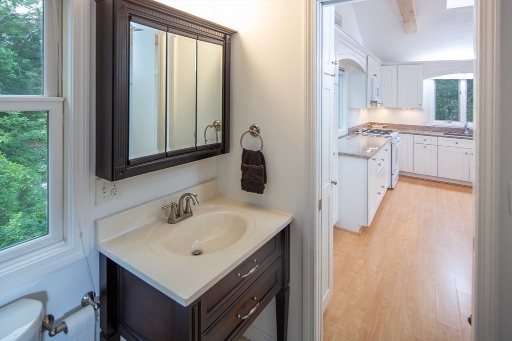 197 Roxy Cahoon Rd, Plymouth, MA, 197 Roxy Cahoon Rd, Plymouth, MA Photo #18