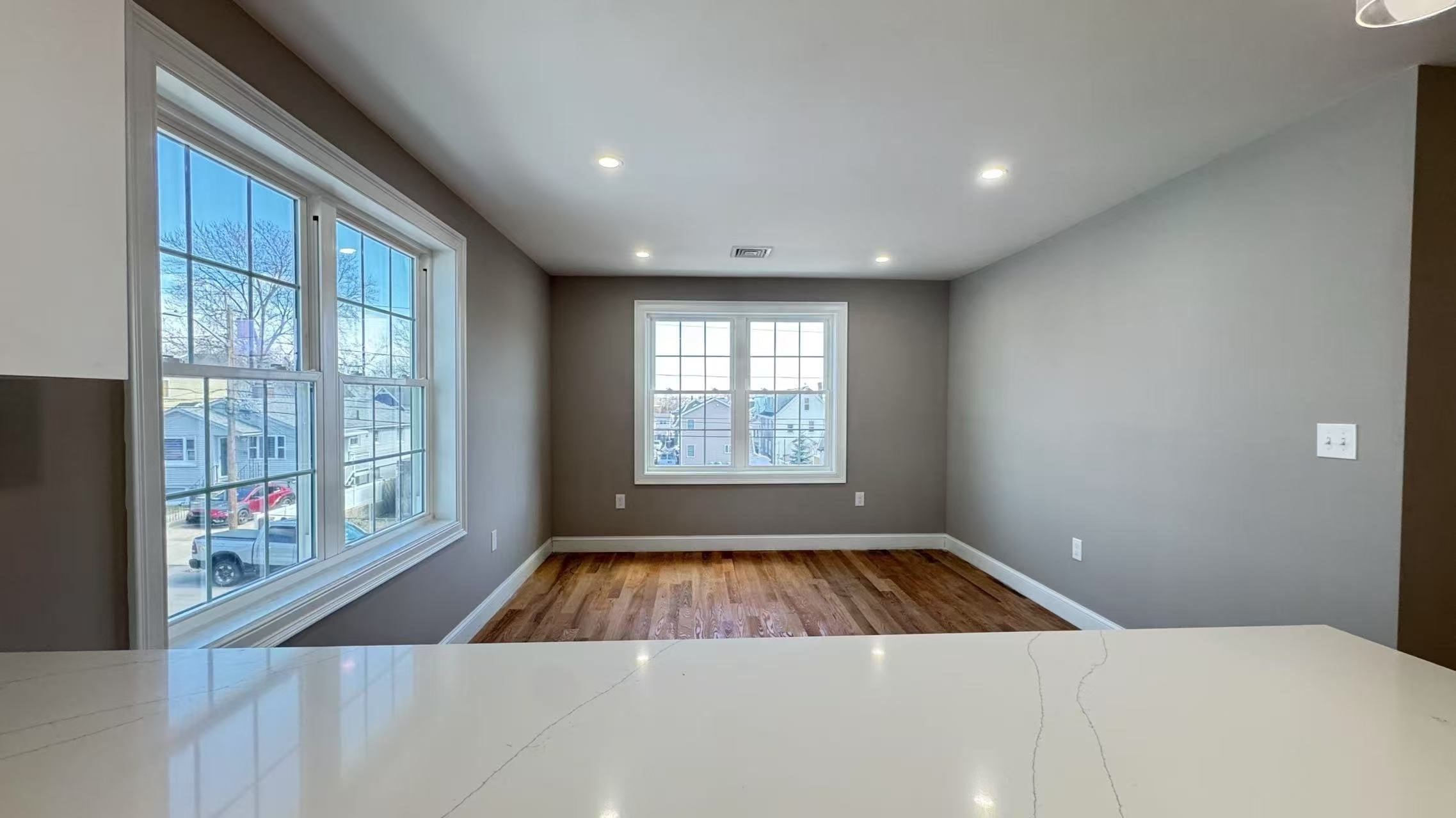 27 Dedham ST, Revere, MA Photo #4
