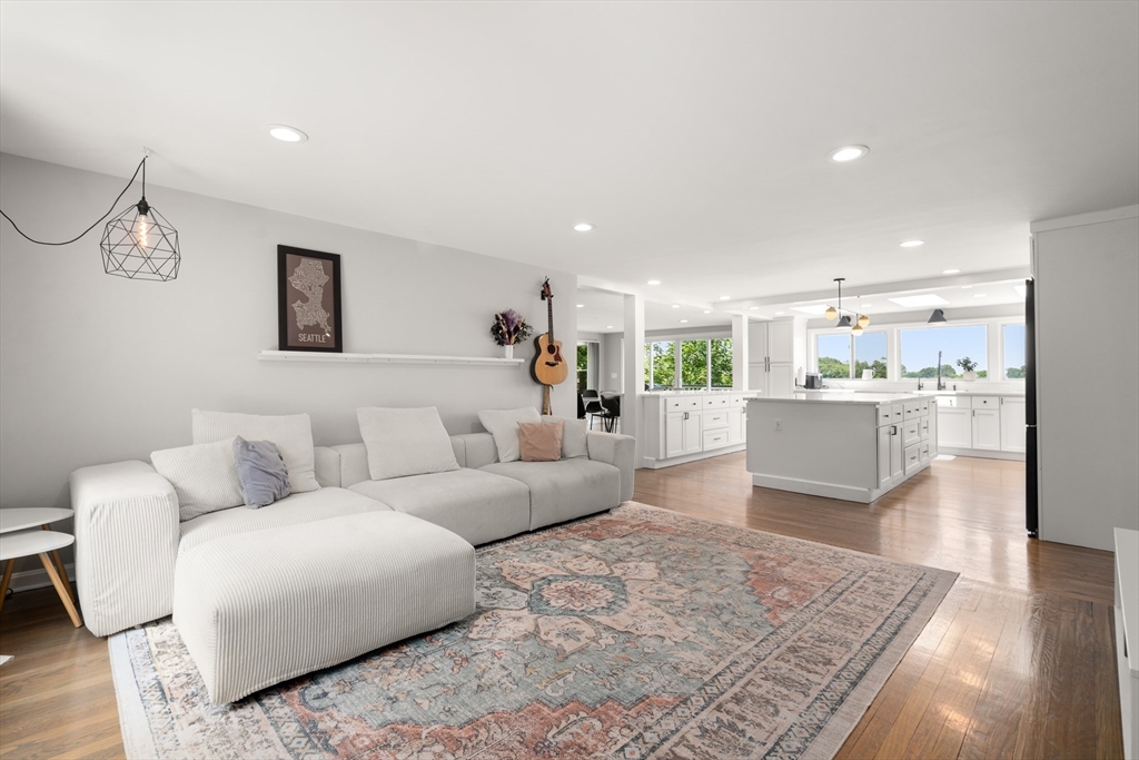 21 Glenley Ter