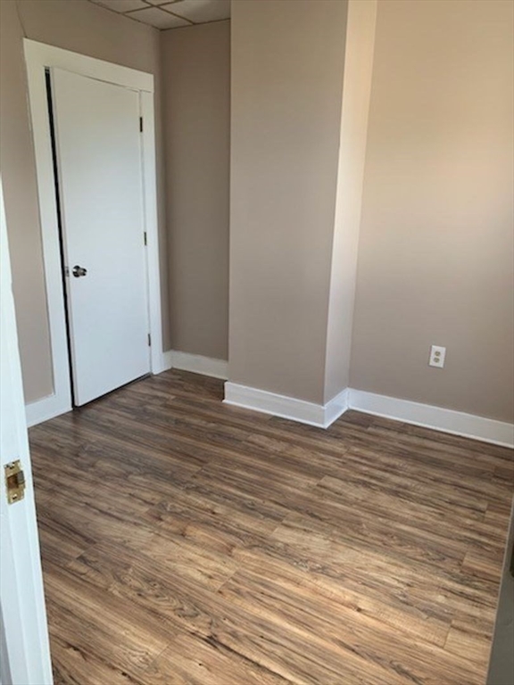 93 South Broadway St 5