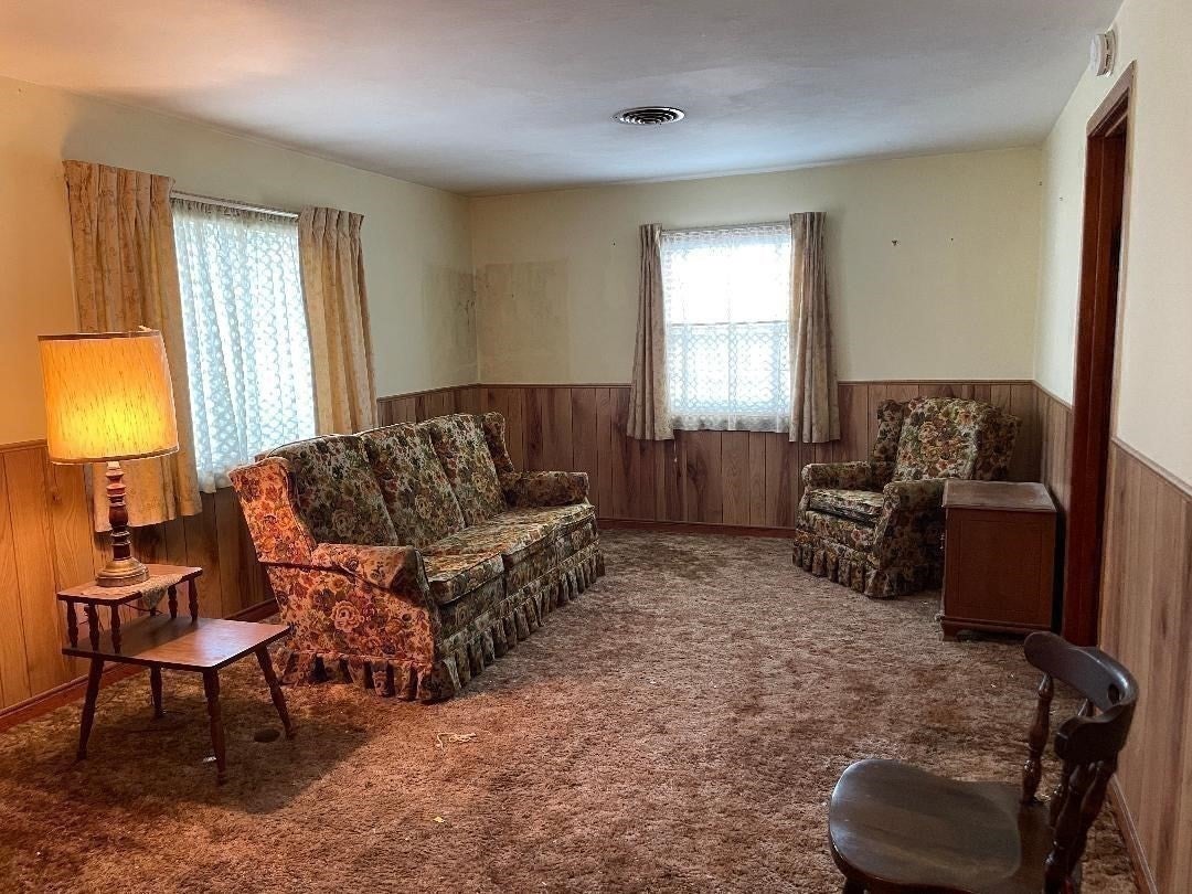 732 James Street, Chicopee, MA, 732 James Street, Chicopee, MA Photo #8