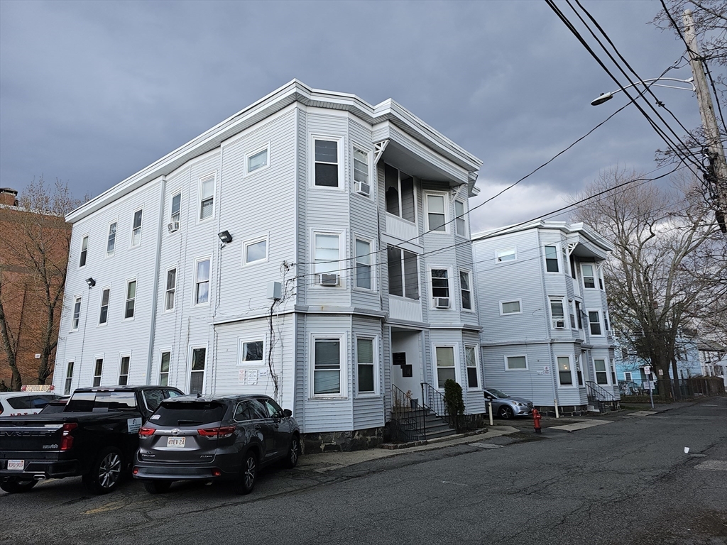 14-18 Holland Ave