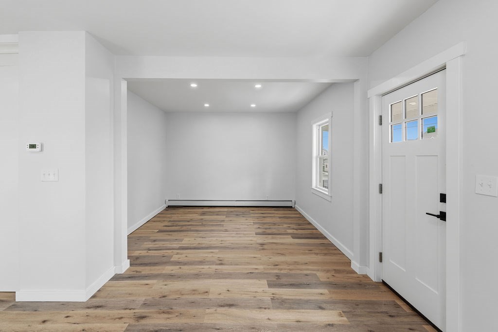 14 Bolton Rd