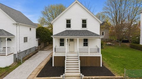 Photo of 14 Bolton Rd, Dartmouth, MA 02748 (MLS # 73507986)