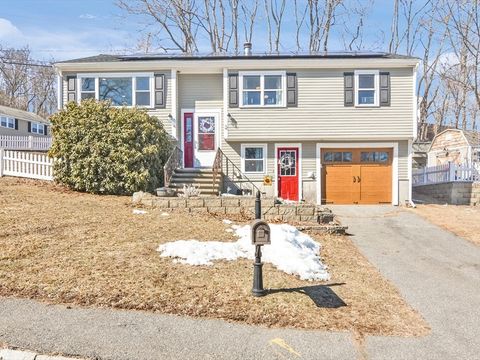 2 Fox Rd Woburn MA 01801