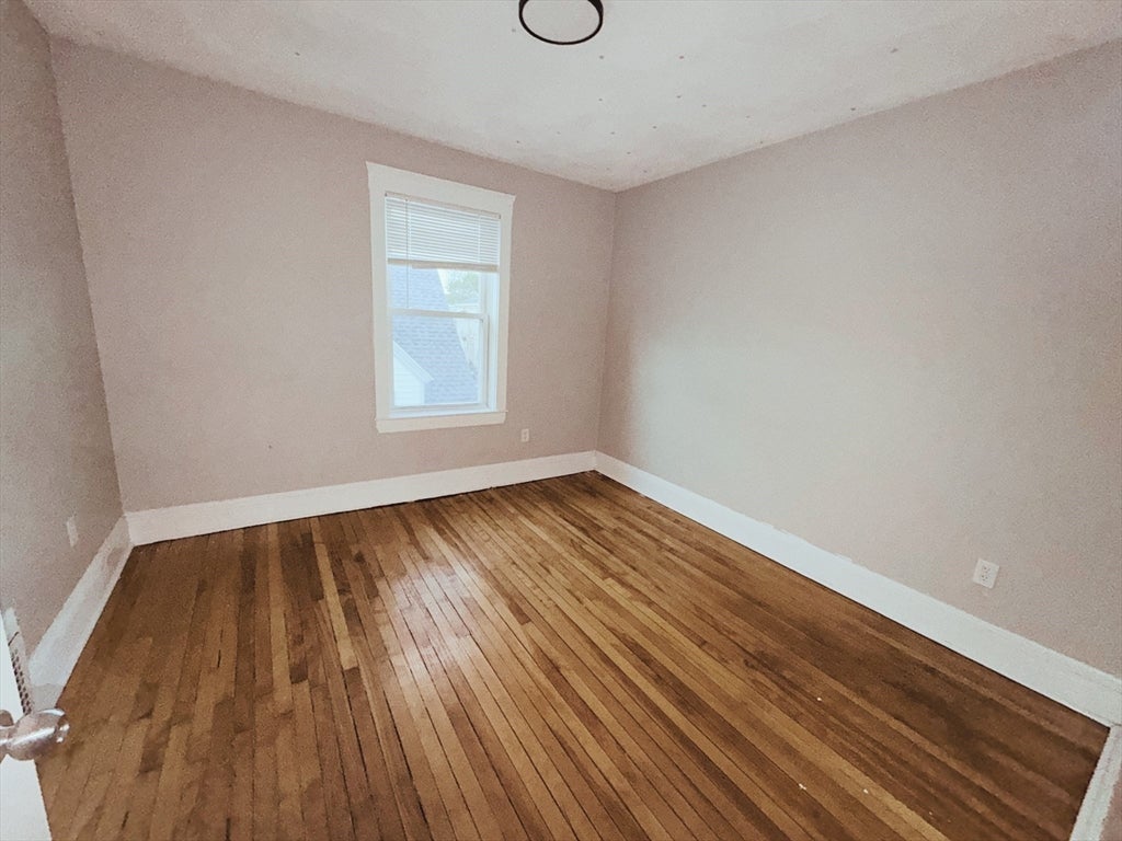 46 Grove St #3, Lynn, MA Photo #5