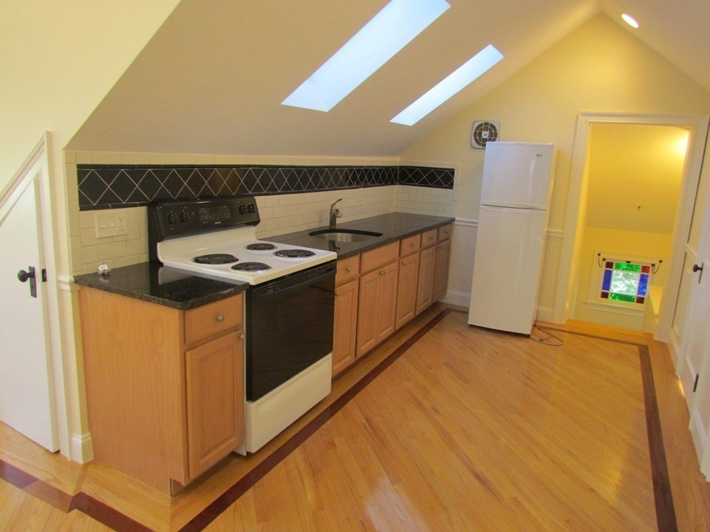 6 Littleton Rd 3