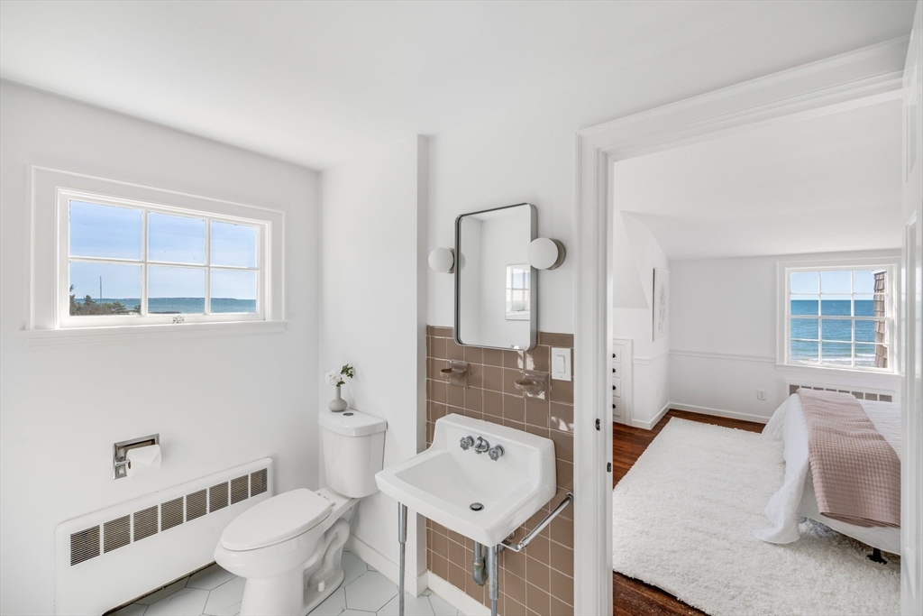 Barnstable, Massachusetts 02655, United States, 6 Bedrooms Bedrooms, ,6 BathroomsBathrooms,Residential,Active,125280