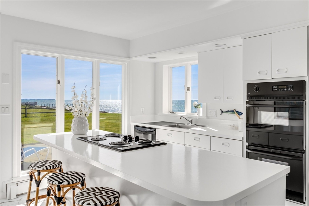 Barnstable, Massachusetts 02655, United States, 6 Bedrooms Bedrooms, ,6 BathroomsBathrooms,Residential,Active,125280