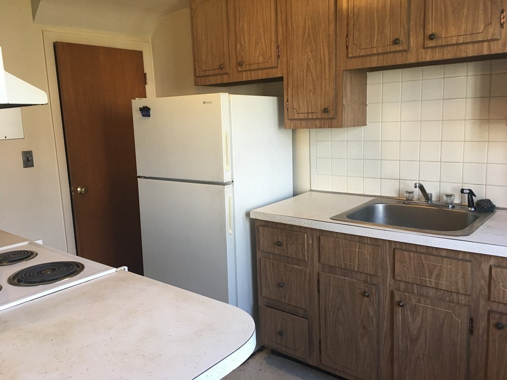 68 Emerson Gardens Rd 68