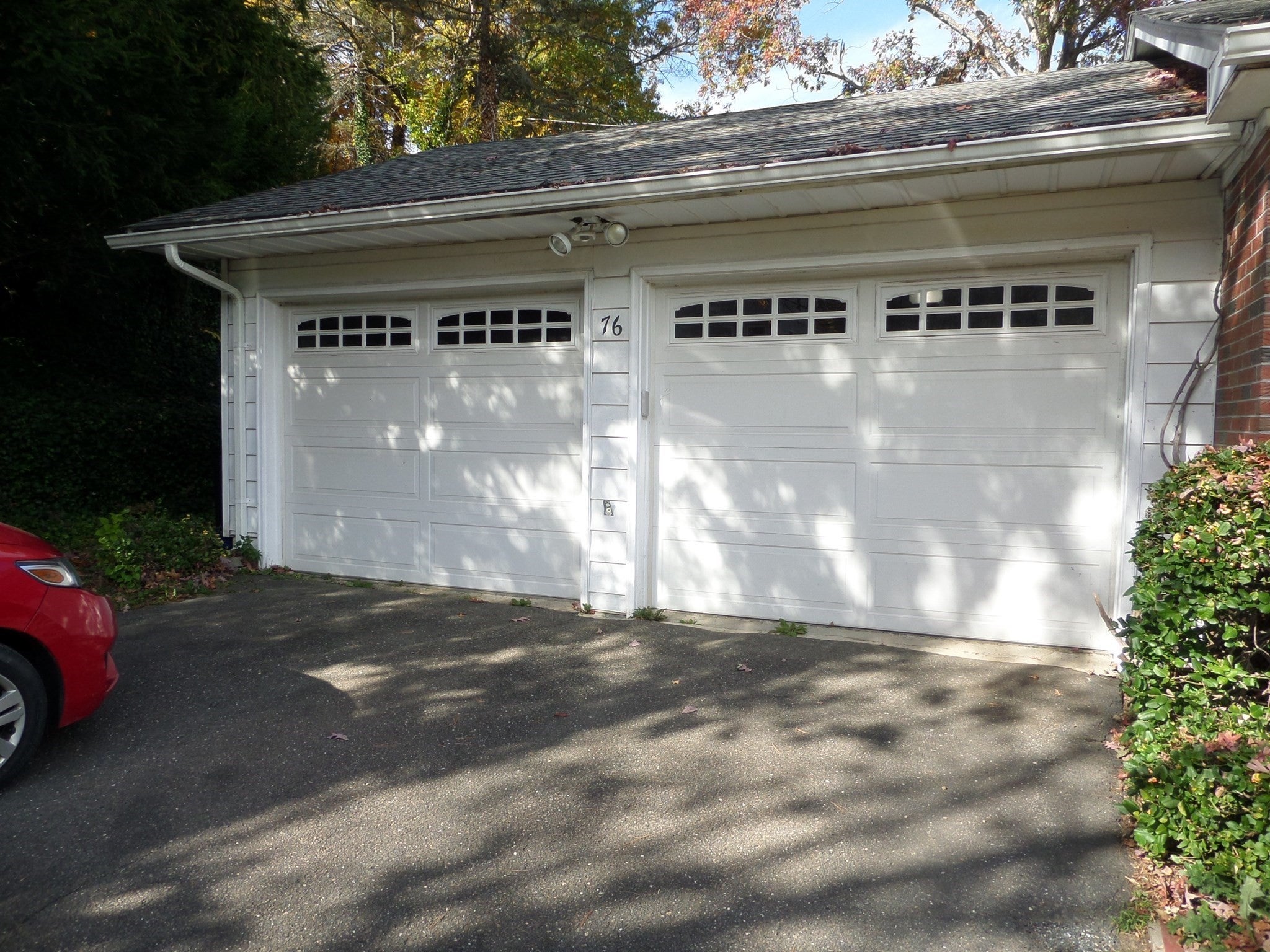 76 Hillview Rd