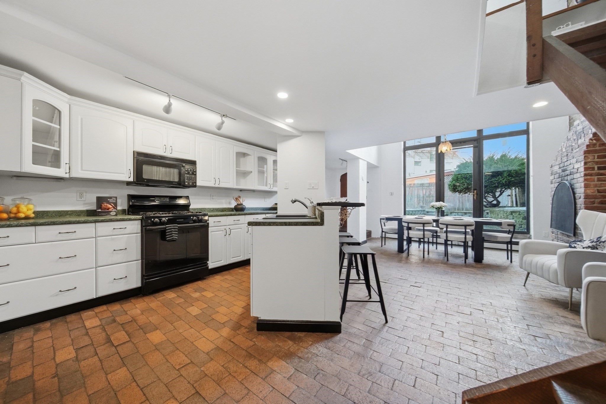 3 Medford St, Chelsea, MA, 3 Medford St, Chelsea, MA Photo #13
