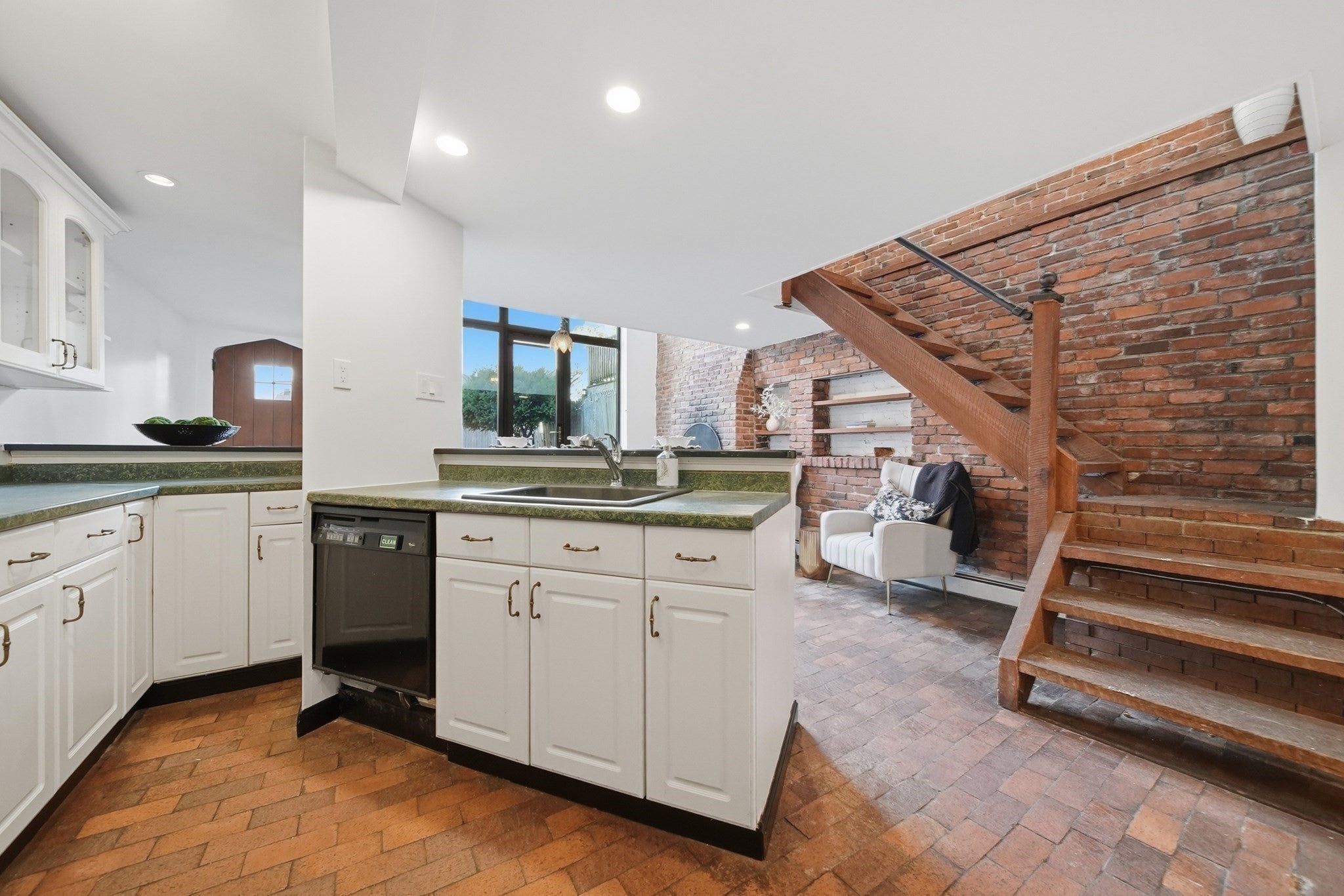 3 Medford St, Chelsea, MA, 3 Medford St, Chelsea, MA Photo #12