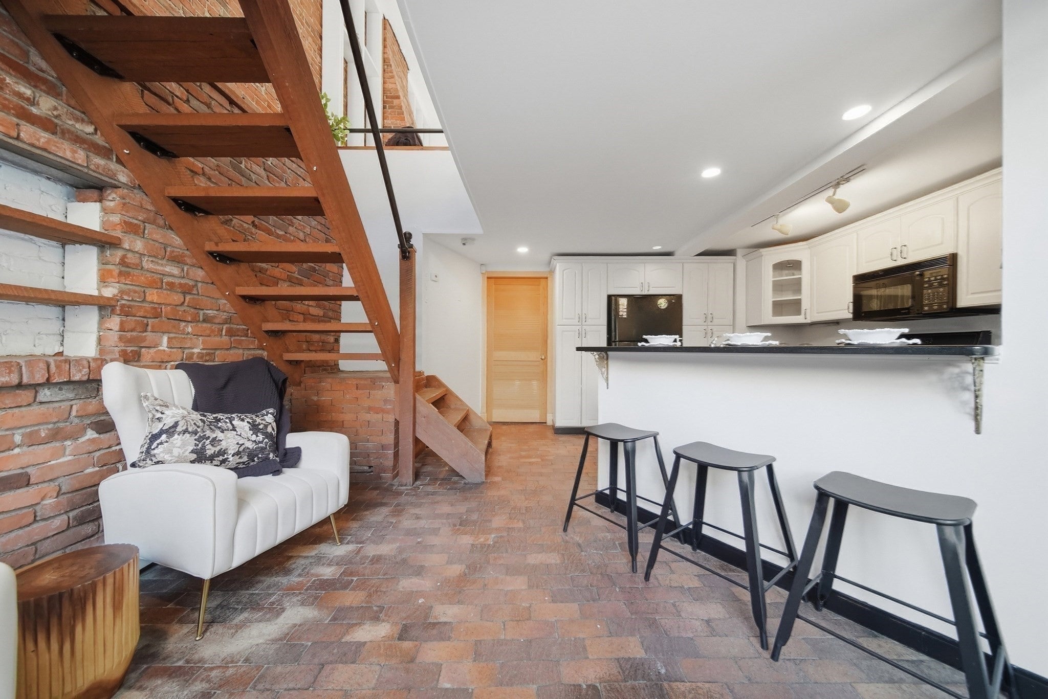 3 Medford St, Chelsea, MA, 3 Medford St, Chelsea, MA Photo #11