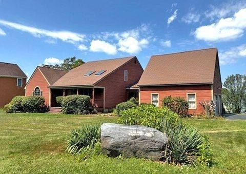 29 Highland View Drive Sutton MA 01590