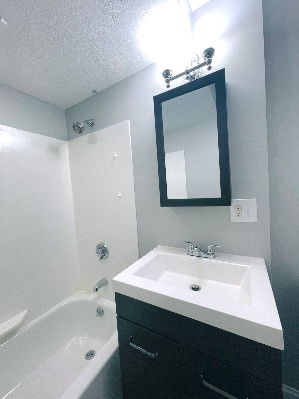 15-17 Belmont ST #17, Fitchburg, MA, 15-17 Belmont ST #17, Fitchburg, MA Photo #15