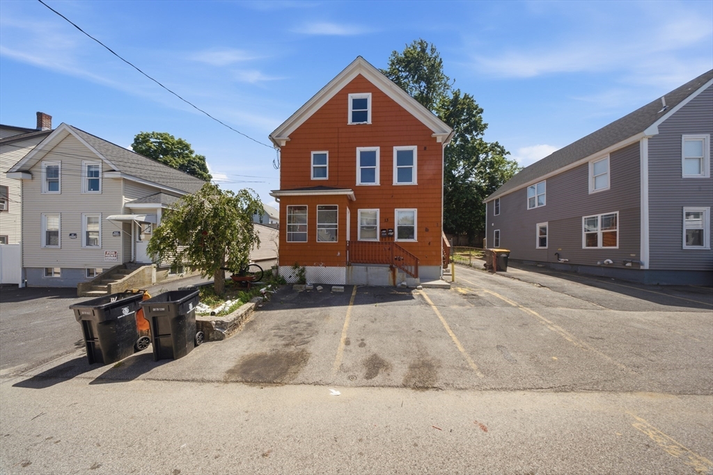 13 Hilton St