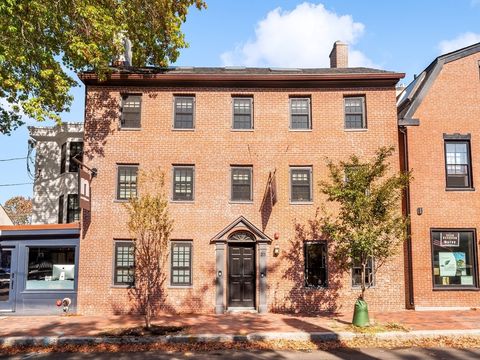 21-23 Middle Street LL Newburyport MA 01950