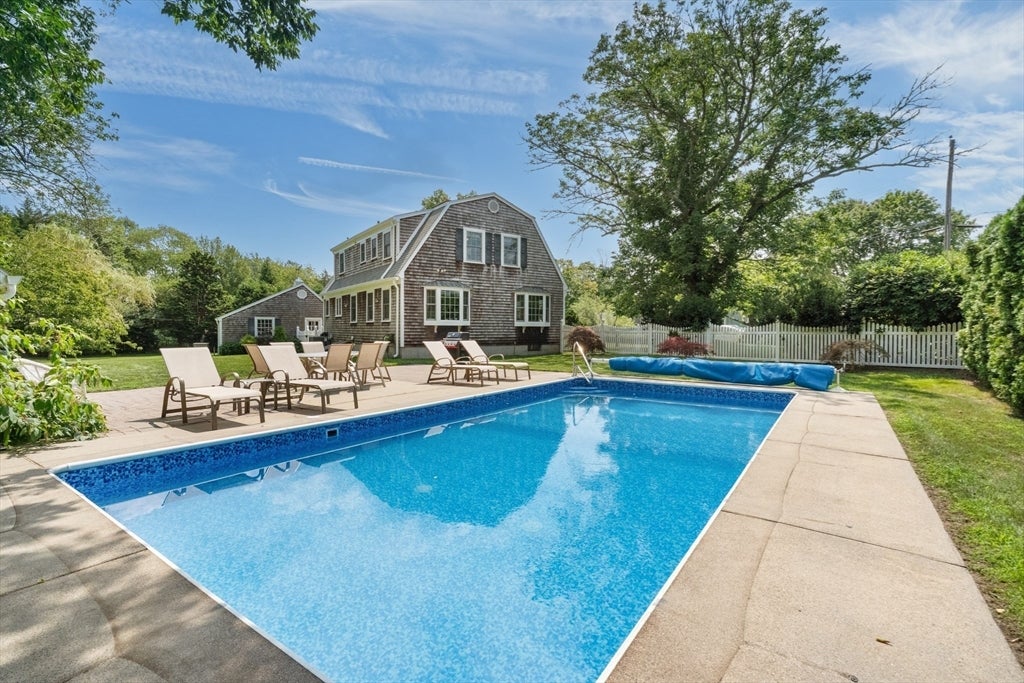 11 Longview Dr, Dartmouth, MA, 11 Longview Dr, Dartmouth, MA Photo #4