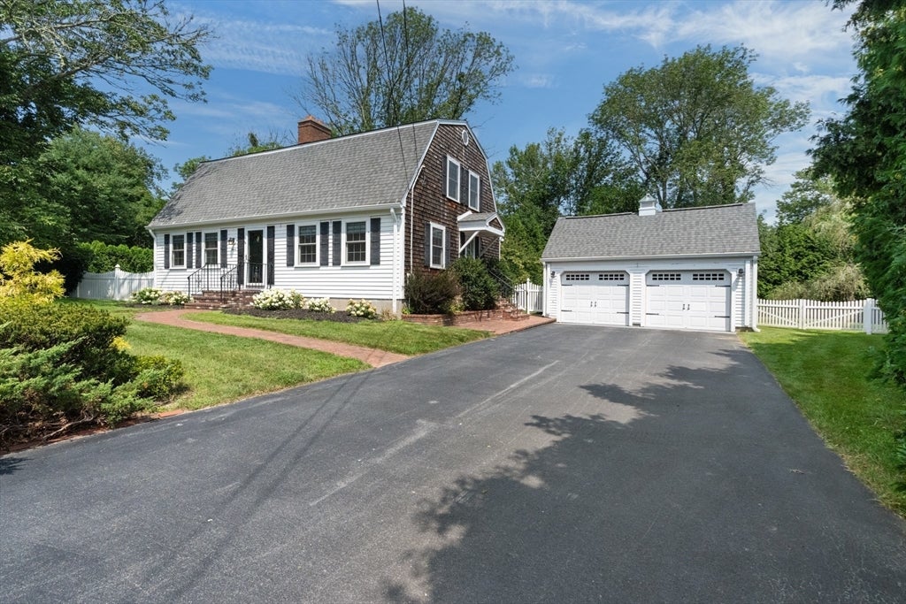 11 Longview Dr, Dartmouth, MA, 11 Longview Dr, Dartmouth, MA Photo #3