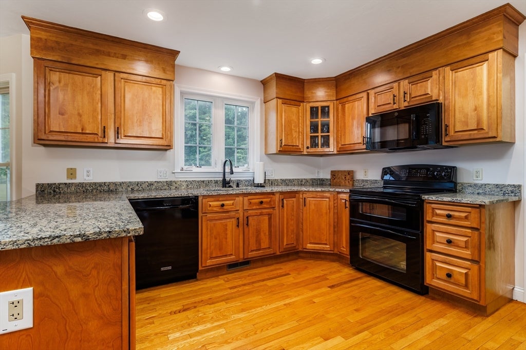 562 Mendon Rd, Sutton, MA, 562 Mendon Rd, Sutton, MA Photo #5