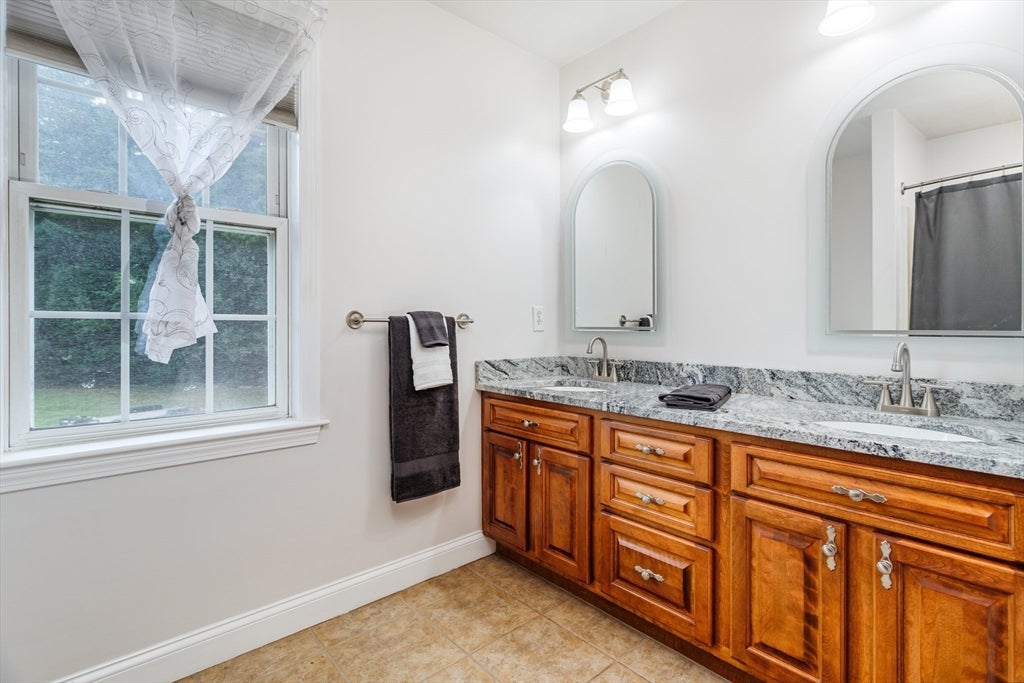 562 Mendon Rd, Sutton, MA, 562 Mendon Rd, Sutton, MA Photo #24