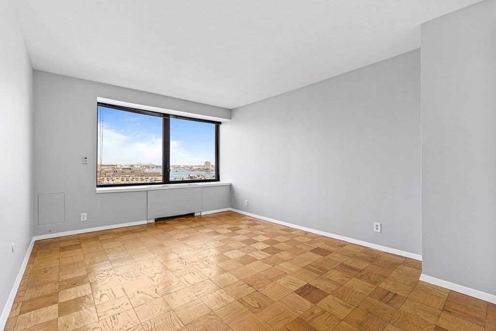 85 East India Row #10H, Boston, MA Photo #8
