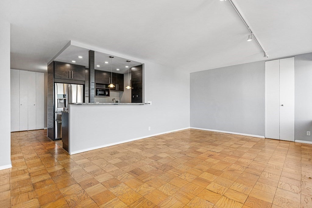 85 East India Row #10H, Boston, MA Photo #6