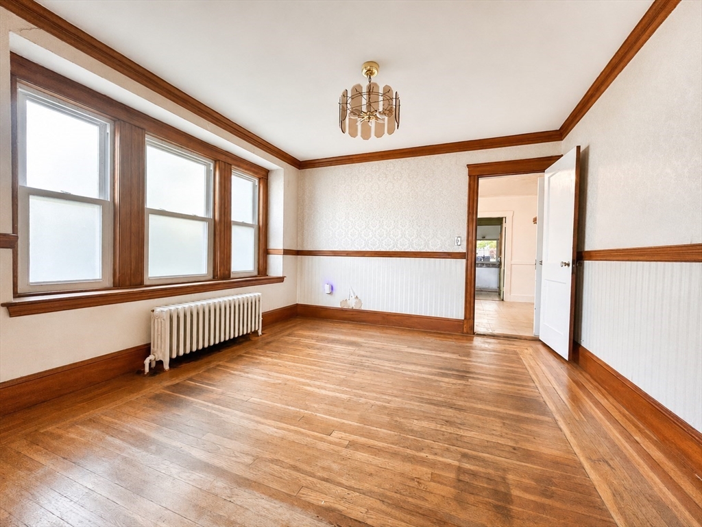 5 Taunton Ave