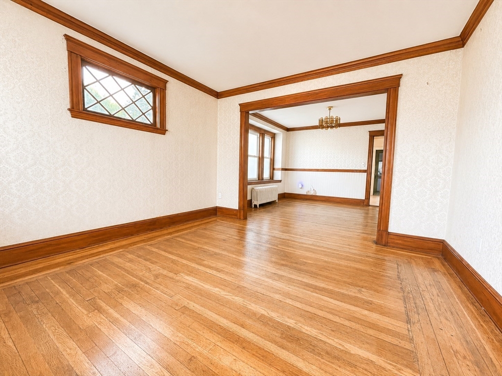 5 Taunton Ave