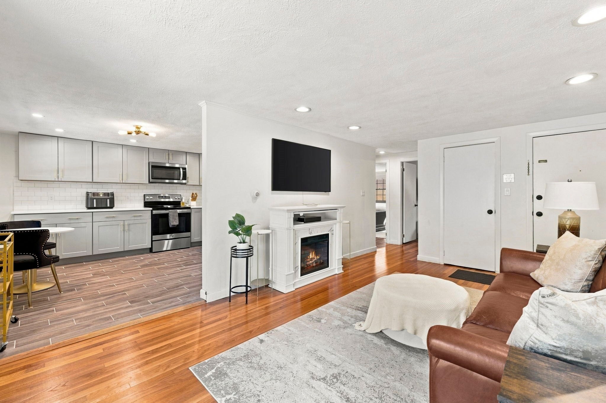 Photo of 80 Renwick Rd, Wakefield, MA