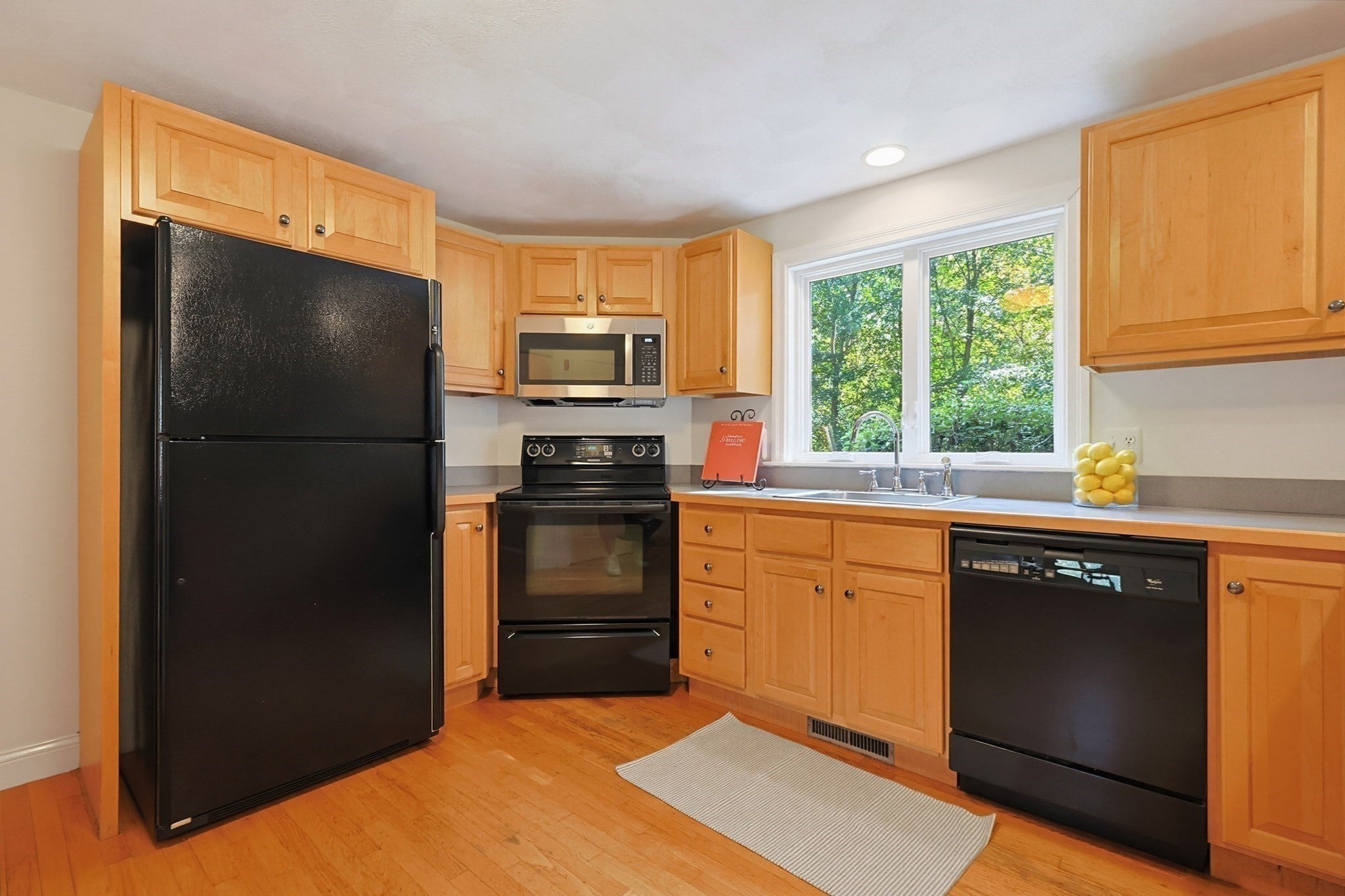 405 Main St, Acton, MA Photo #11