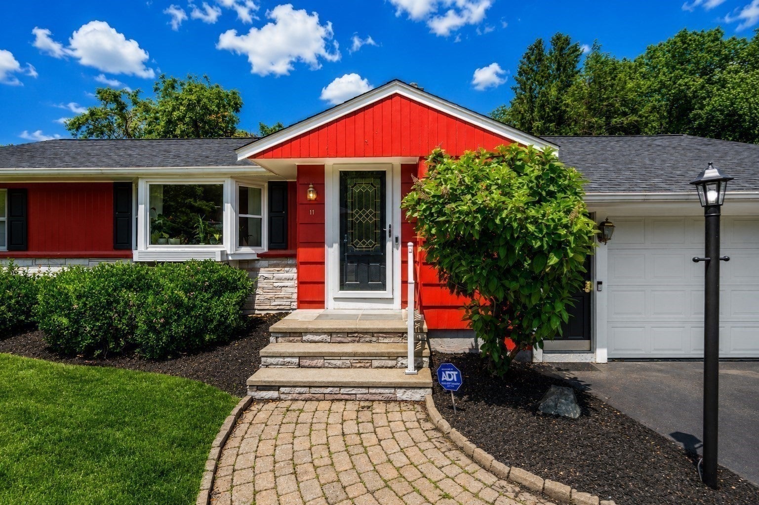 11 Sunset Dr, Easton, MA, 11 Sunset Dr, Easton, MA Photo #4