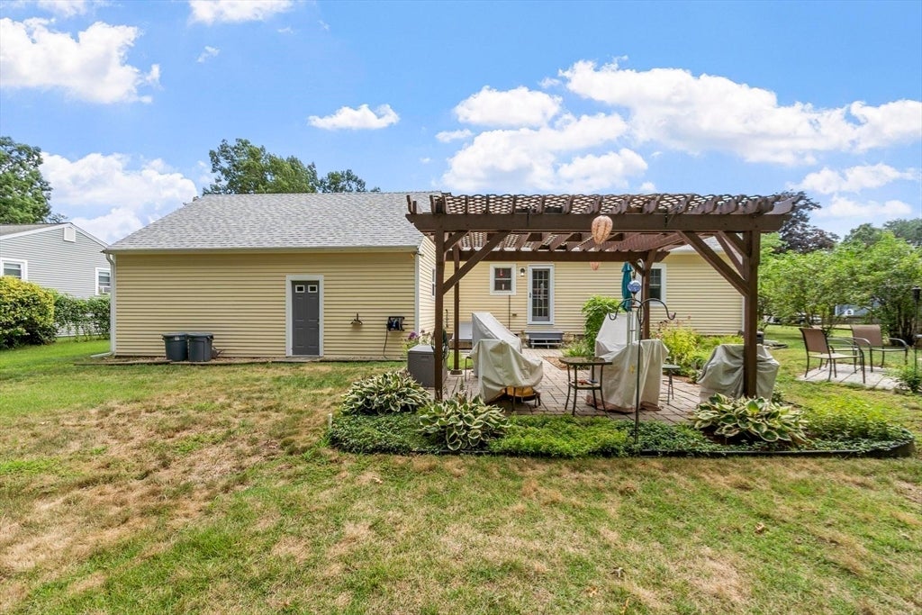 126 Oak Ridge Dr, Ayer, MA, 126 Oak Ridge Dr, Ayer, MA Photo #24
