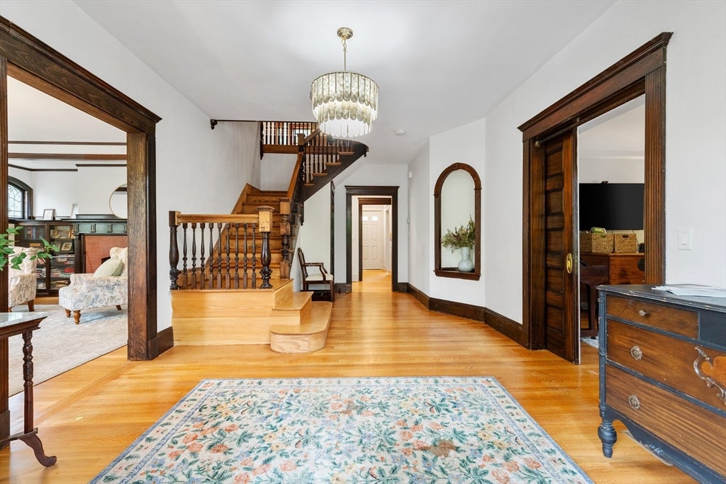 12 Windermere Ave