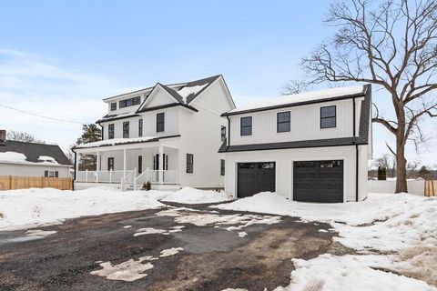 Photo of 20 Mt Pleasant St, Dracut, MA 01826 (MLS # 73479244)