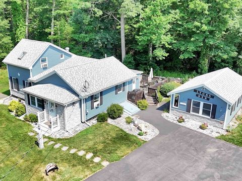 236 Thomas St Middleboro MA 02346