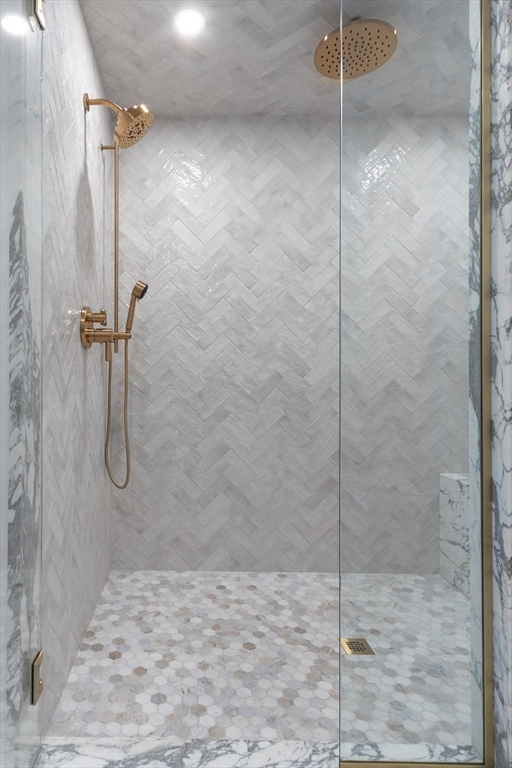 Natick, Massachusetts 01760, United States, 6 Bedrooms Bedrooms, ,6 BathroomsBathrooms,Residential,Active,18109