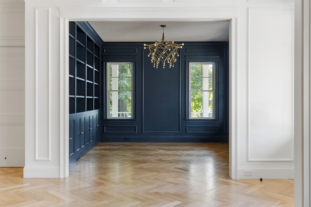 Natick, Massachusetts 01760, United States, 6 Bedrooms Bedrooms, ,6 BathroomsBathrooms,Residential,Active,18109