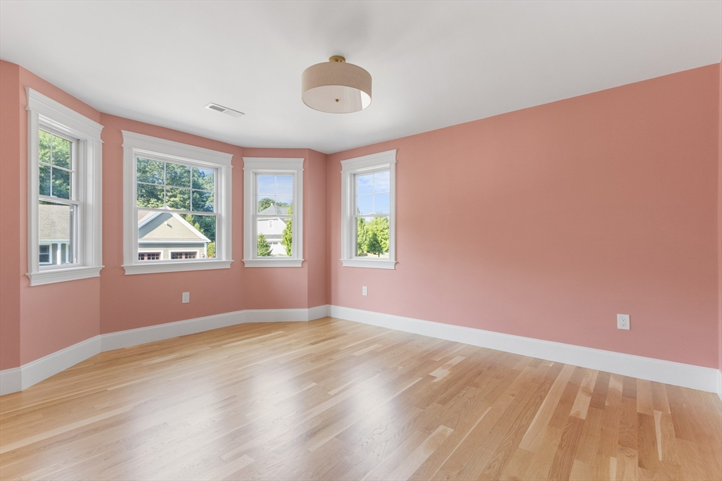 Natick, Massachusetts 01760, United States, 6 Bedrooms Bedrooms, ,6 BathroomsBathrooms,Residential,Active,18109