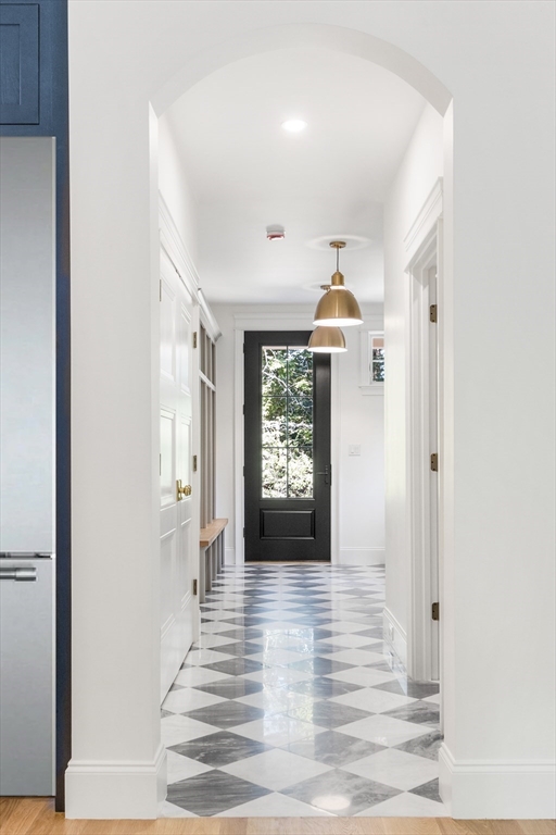 Natick, Massachusetts 01760, United States, 6 Bedrooms Bedrooms, ,6 BathroomsBathrooms,Residential,Active,18109