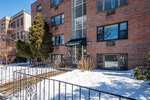 Photo of 70 Jamaicaway #5, Boston, MA 02130 (MLS # 73483066)