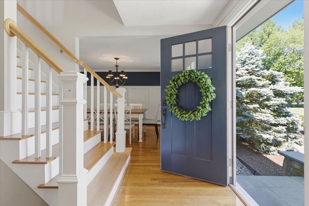 7 Lawrence Cir