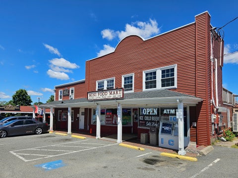 Photo of 252 Main St, Barnstable, MA 02601 (MLS # 73595111)