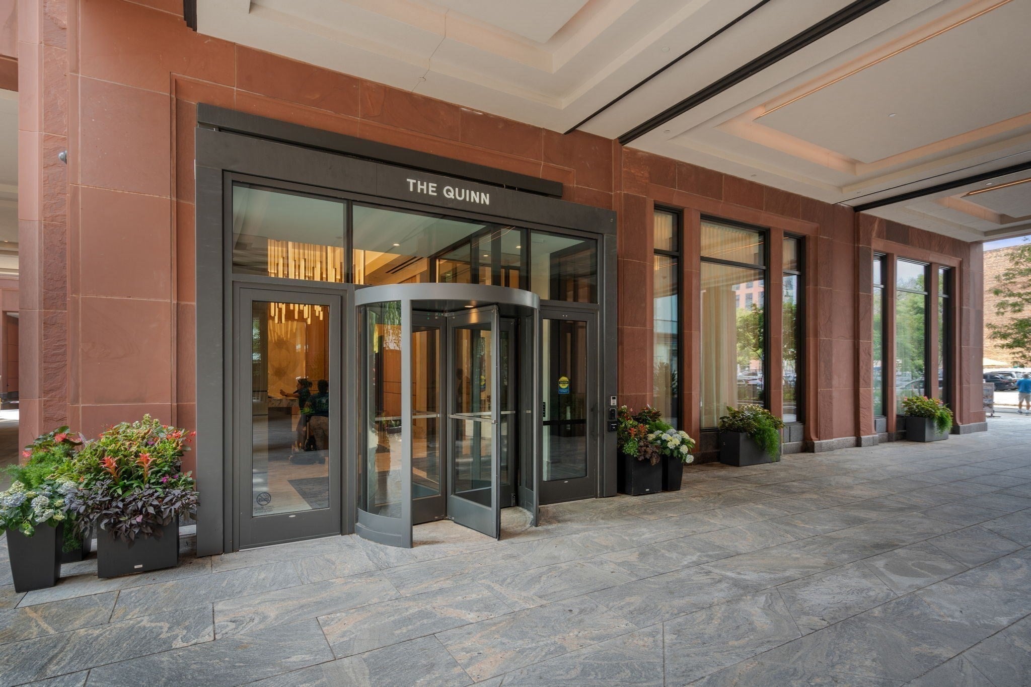 380 Harrison Ave 1114