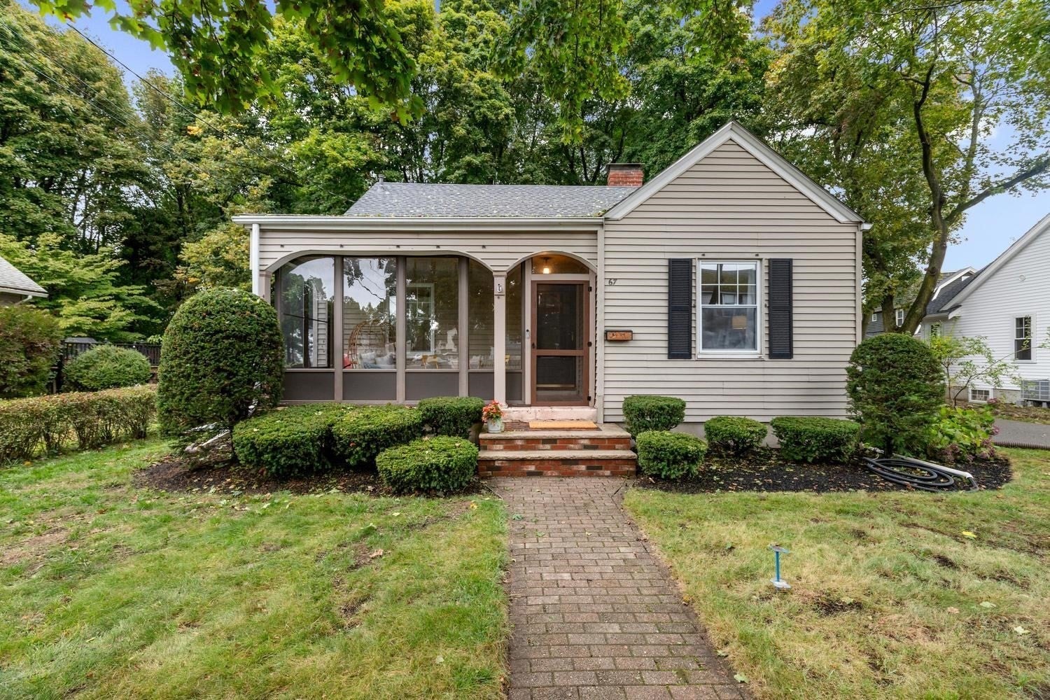 Photo of 67 Ellsworth Rd, Peabody, MA