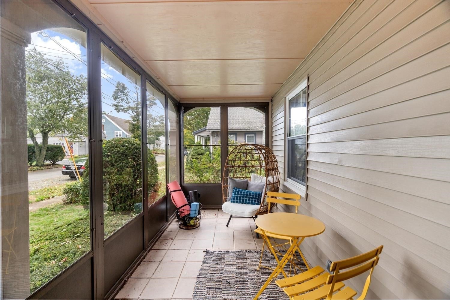 67 Ellsworth Rd