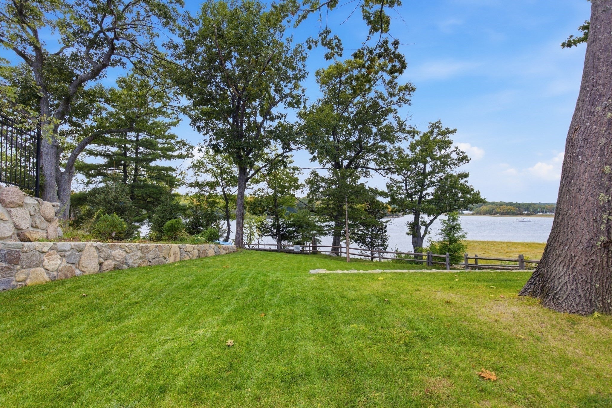 4 Stanwood Point #A, Gloucester, MA, 4 Stanwood Point #A, Gloucester, MA Photo #2